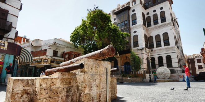 Jeddah's Rich History: Exploring the Old Town